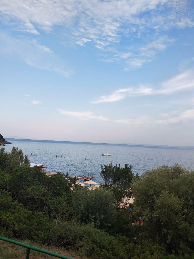 Vila Oikismos Trikorfou Gerakini Exteriér fotografie
